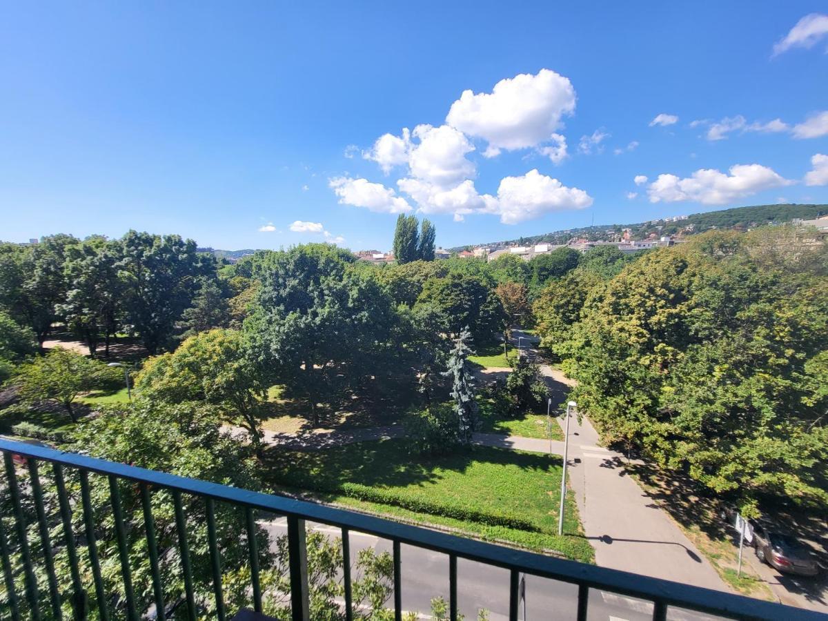 Sunny Panorama Flat Near Castle With Balcony Appartement Boedapest Buitenkant foto